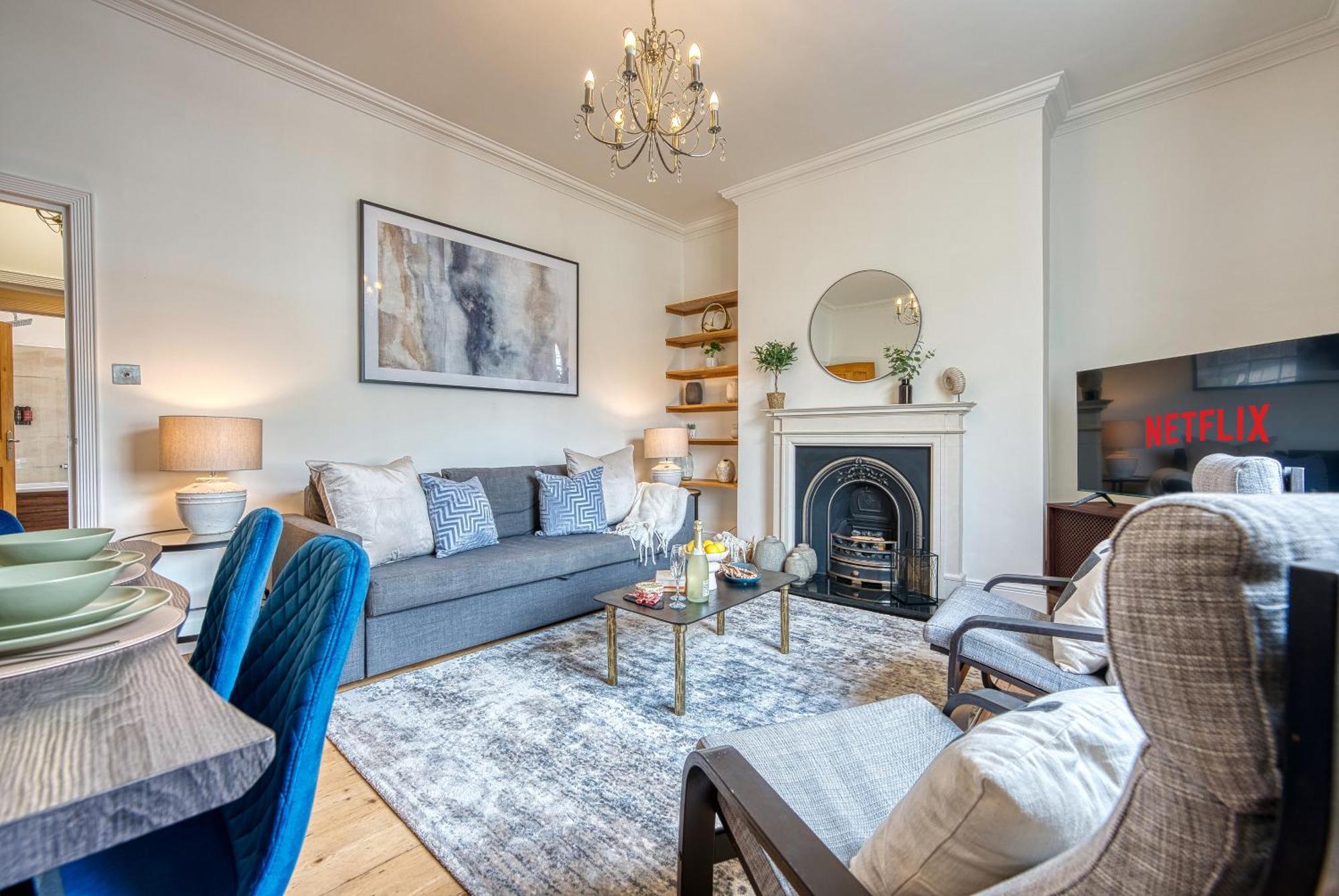 2 Bed Stunning Chic Modern Spacious Apt, Ocean Village, Southampton - Plenty Of Parking - By Blue Puffin Stays Luaran gambar