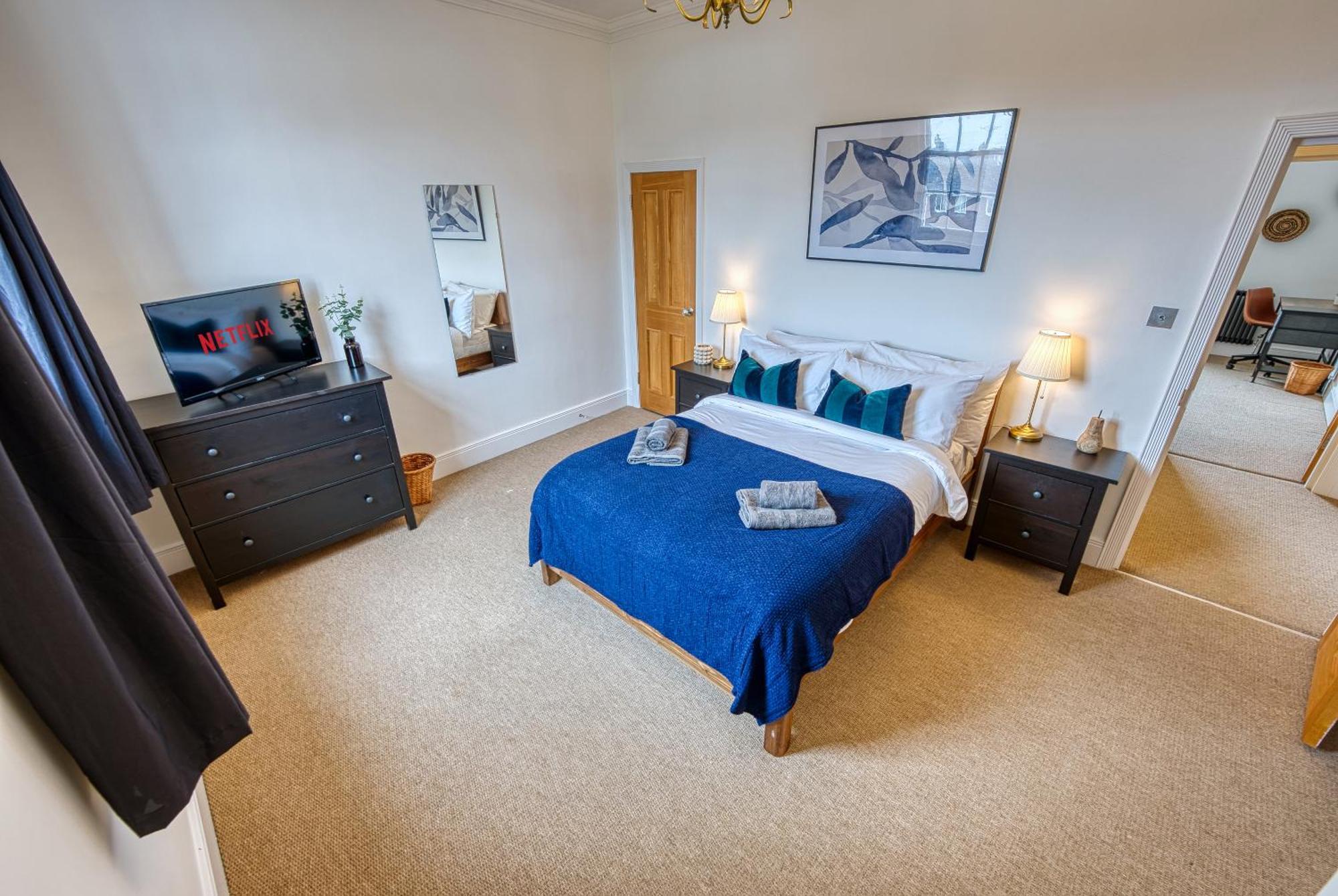 2 Bed Stunning Chic Modern Spacious Apt, Ocean Village, Southampton - Plenty Of Parking - By Blue Puffin Stays Luaran gambar